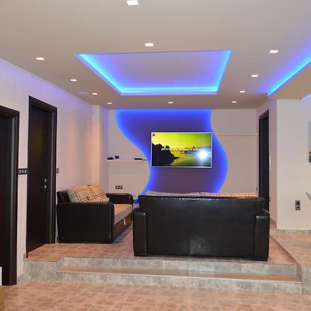 Villa Kristi Loutra Elevtheron Exteriér fotografie